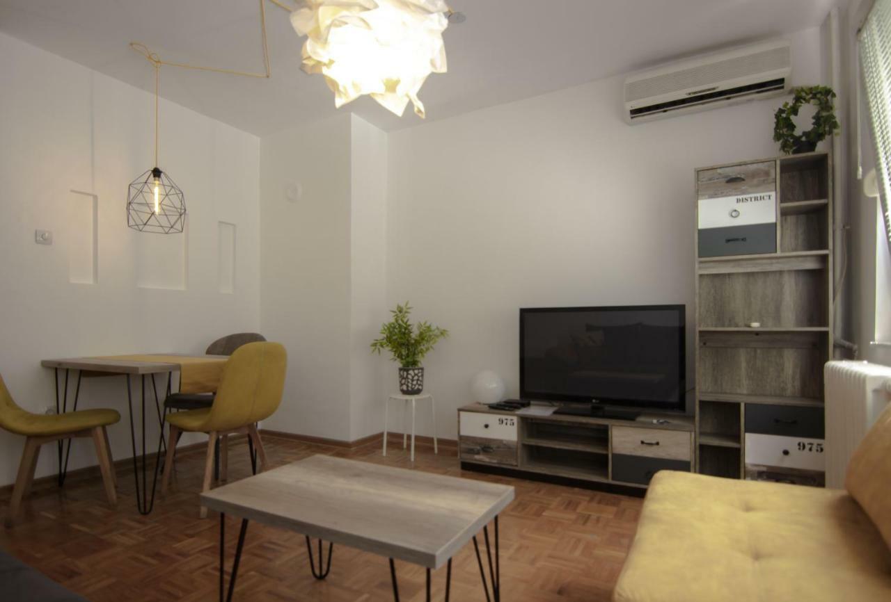 Slavija Square Apartments Belgrado Exterior foto